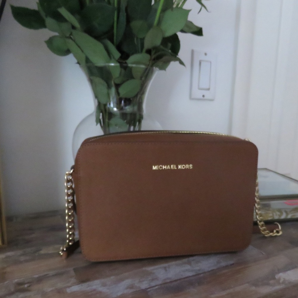 BRAND NEW Michael Kors crossbody bag